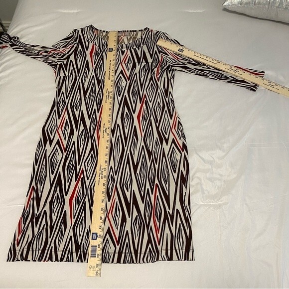 Chico's Brown Red Cream L Sleeve Scoop Neck Knee Length Sheath Dress SZ 4 - Picture 8 of 8